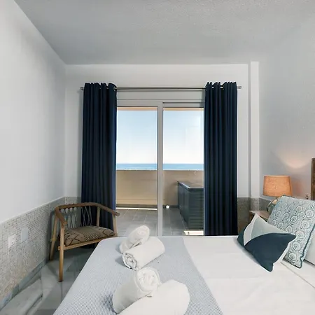 아파트 Front Row Penthouse On Carvajal *