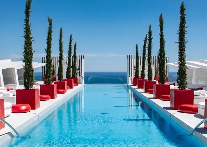 Front Row Penthouse On Carvajal * Fuengirola