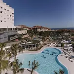 Front Row Penthouse On Carvajal *
