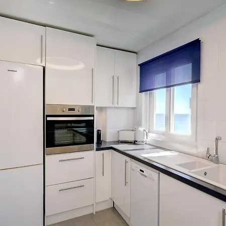 Front Row Penthouse On Carvajal * Fuengirola