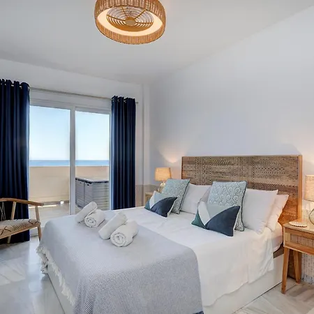 Apartment Front Row Penthouse On Carvajal