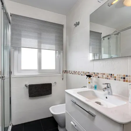 Appartement Front Row Penthouse On Carvajal *