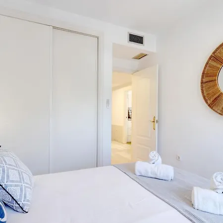 Front Row Penthouse On Carvajal *