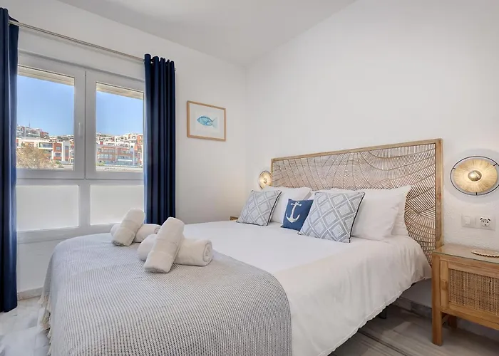 Front Row Penthouse On Carvajal Apartament Fuengirola
