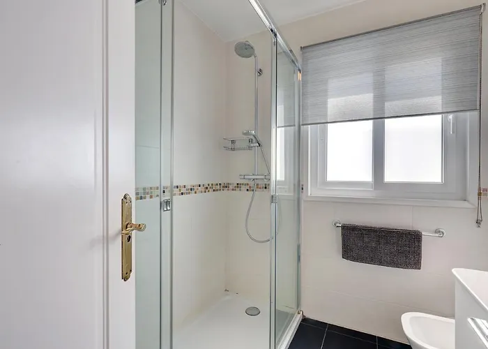 דירה Front Row Penthouse On Carvajal פואנגירולה