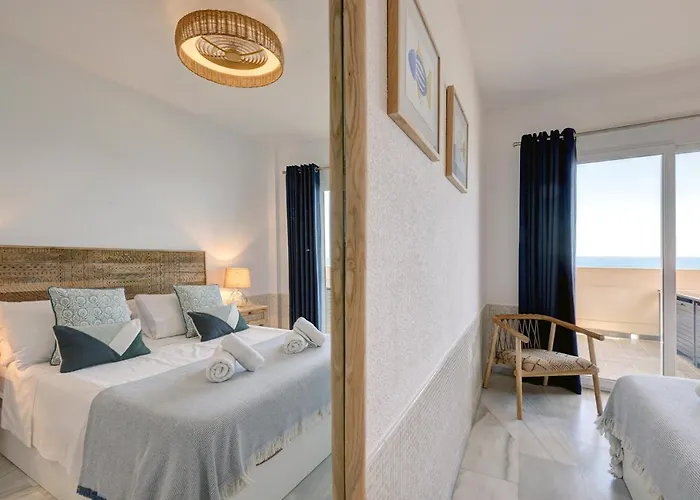 Front Row Penthouse On Carvajal *