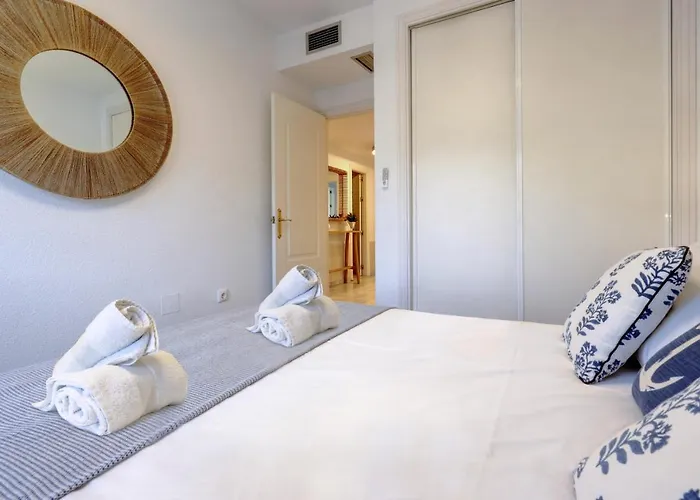 Front Row Penthouse On Carvajal פואנגירולה