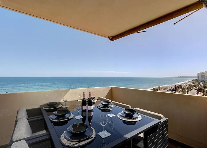 Front Row Penthouse On Carvajal דירה פואנגירולה