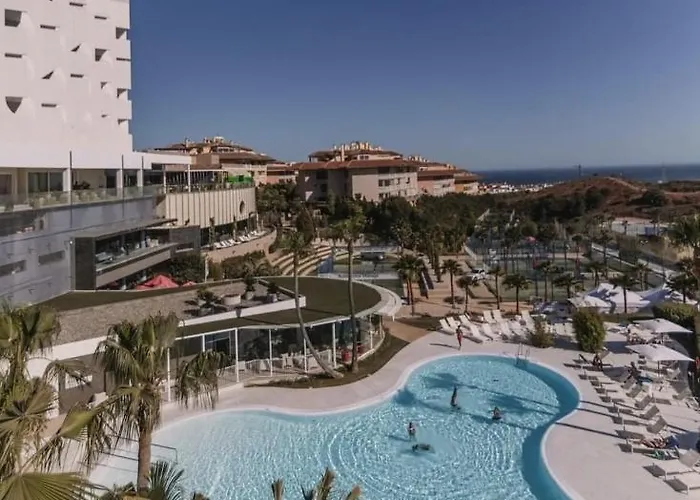 Front Row Penthouse On Carvajal *